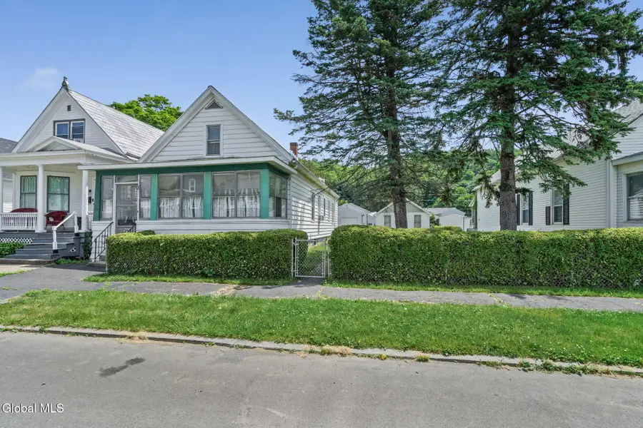 430 8th Avenue, Troy, NY 12182 - #3