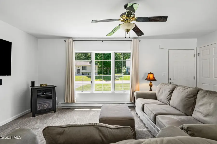 18 Mockingbird Lane, Queensbury, NY 12804 - #2