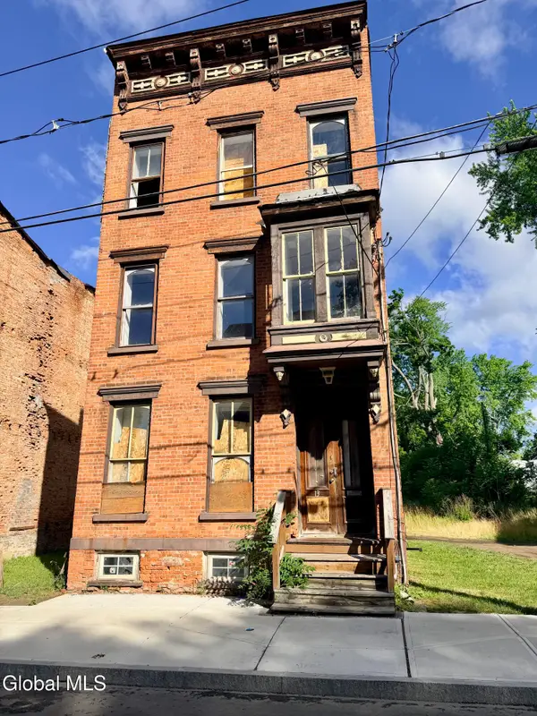 13 Lexington Avenue, Albany, NY 12206