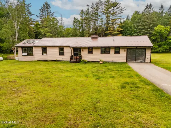 15 Federal Flats Road, Minerva, NY 12857