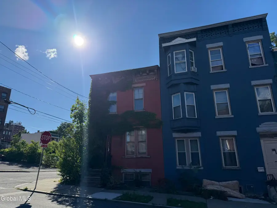 161.5 Lark Street, Albany, NY 12210 - #3