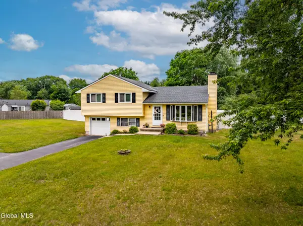 63 Rossman Circle, Stockport, NY 12534