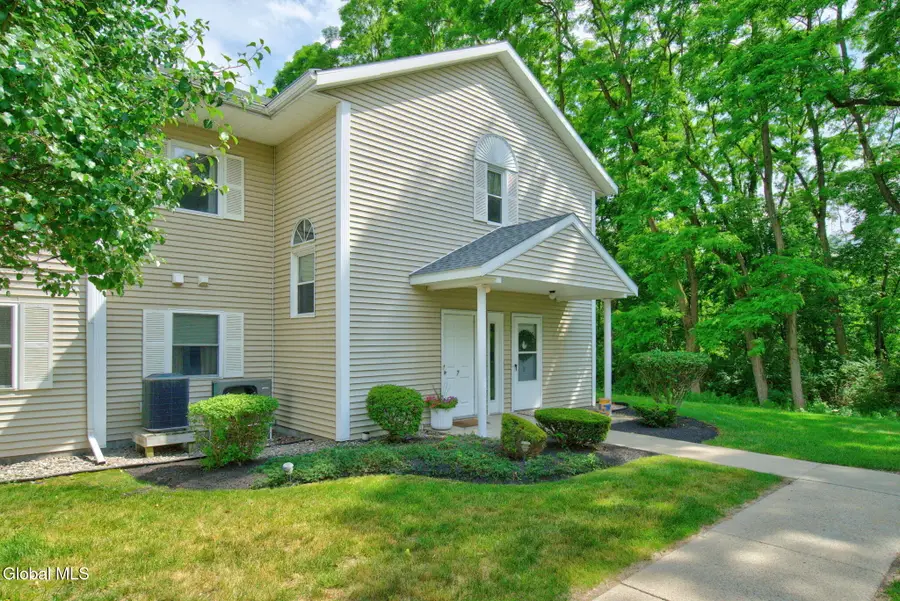 507 Greenwich Drive, Albany, NY 12203 - #2