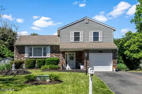 46 Windmill Drive, Bethlehem, NY 12077