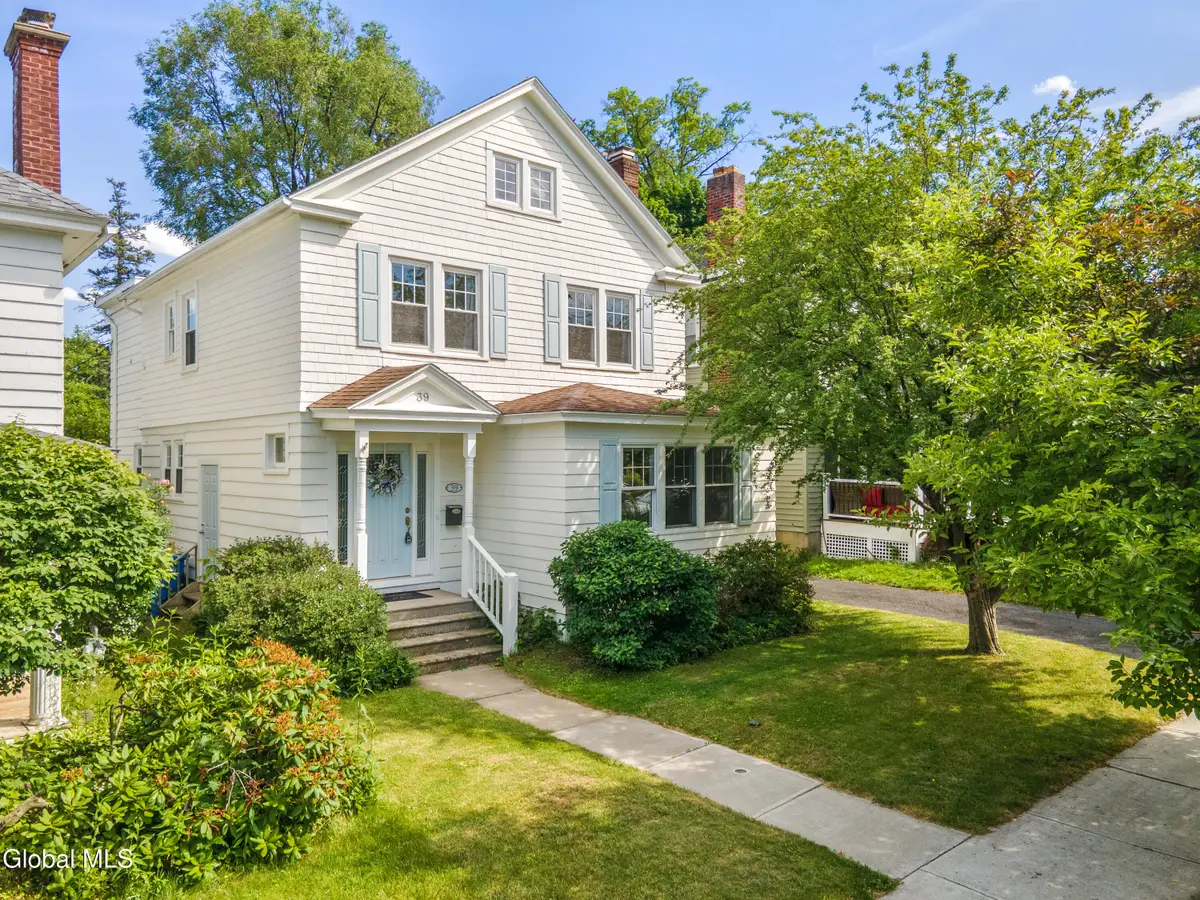 39 Hawthorne Avenue, Albany, NY 12203 - #1