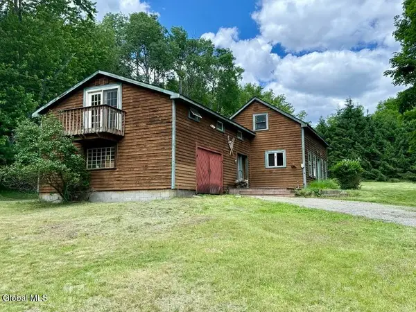 1037 Valentine Pond Road, Horicon, NY 12808