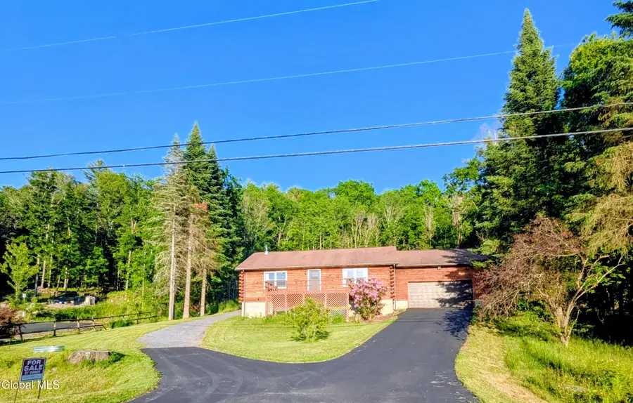 390 E Lake Road, Argyle, NY 12809 - #2