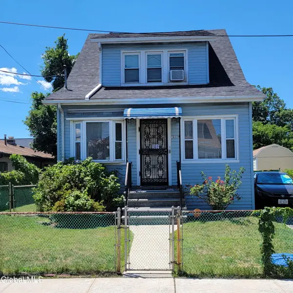 121-14 Merrill Street, Queens, NY 99999