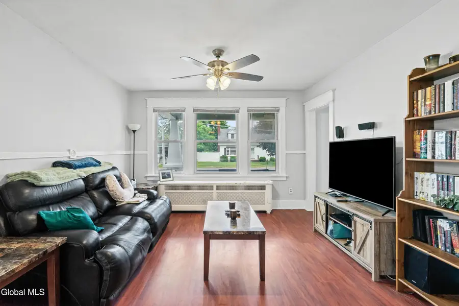 906 Altamont Avenue, Schenectady, NY 12303 - #3