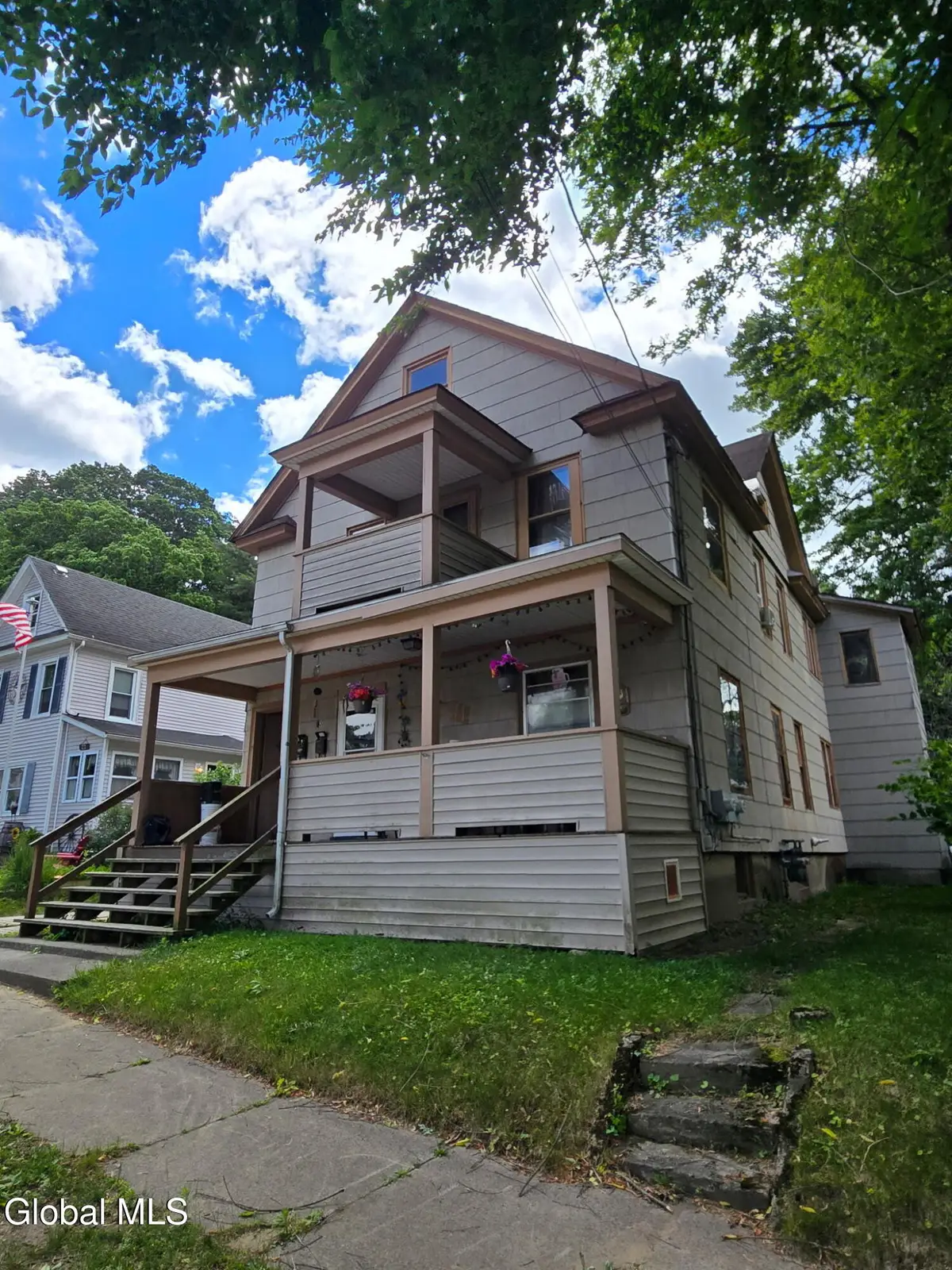 20 Vanwyck Street, Gloversville, NY 12078 - #1