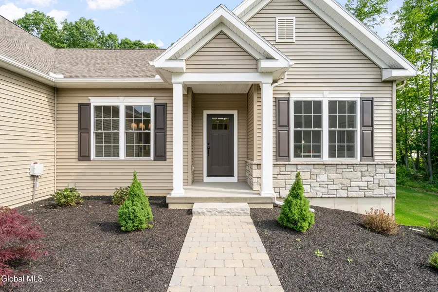 1A Lavender Way, Malta, NY 12019 - #3
