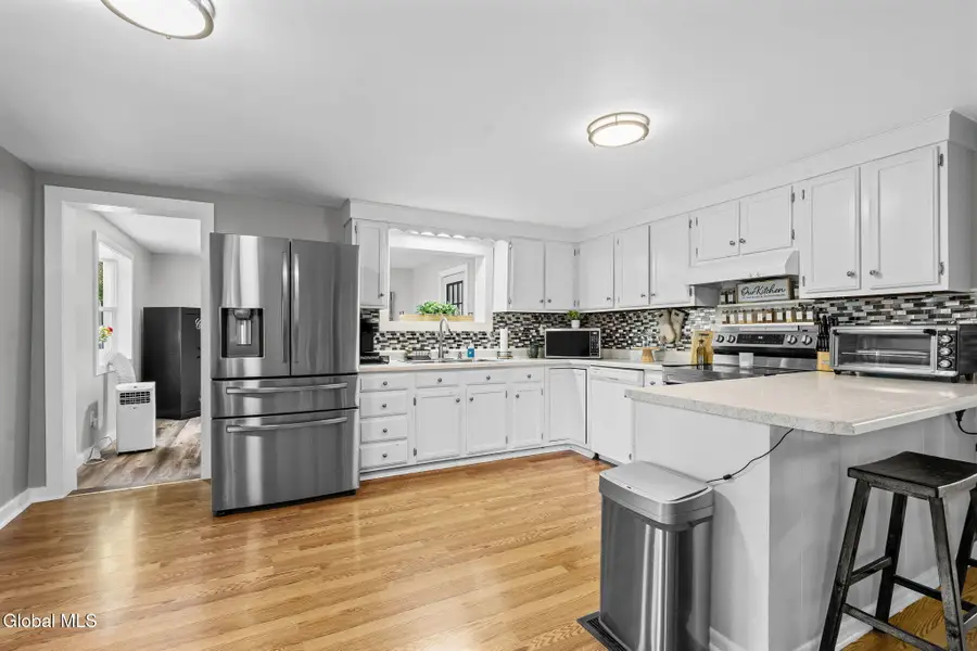 5 Wanzer Avenue, Hampton Manor, NY 12144 - #2