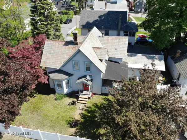 8 Stewart Avenue, Bolton, NY 12814