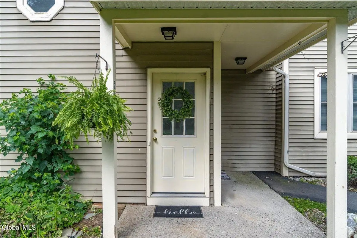 218 Monmouth Way, Halfmoon, NY 12065 - #1
