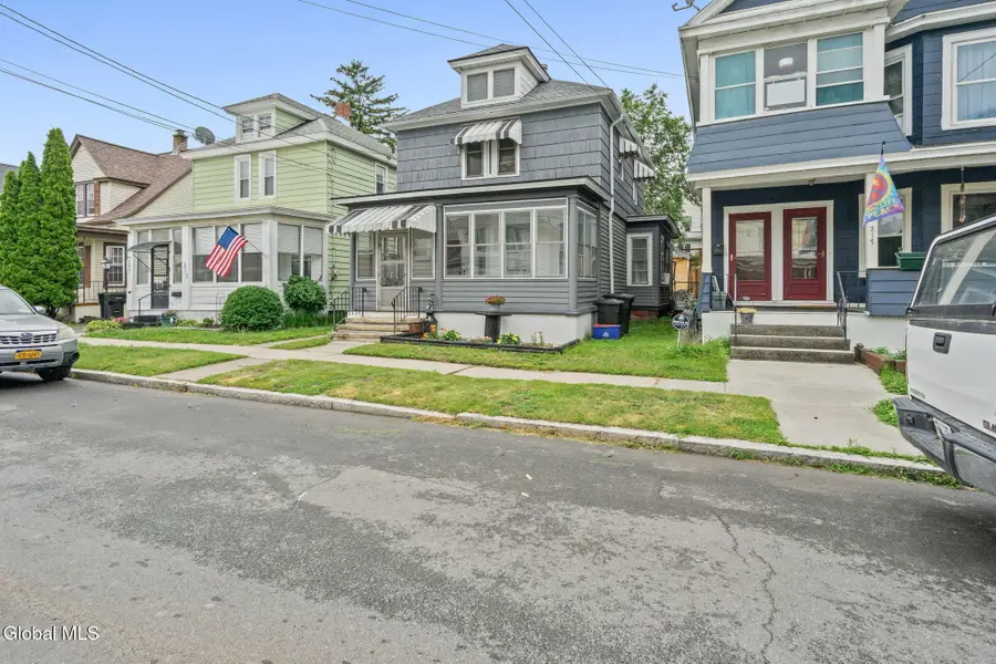 215 6th Avenue, Watervliet, NY 12189 - #2