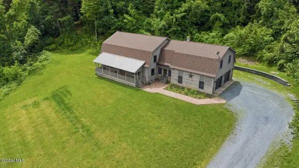 170 Ball St Extension, Hoosick, NY 12090