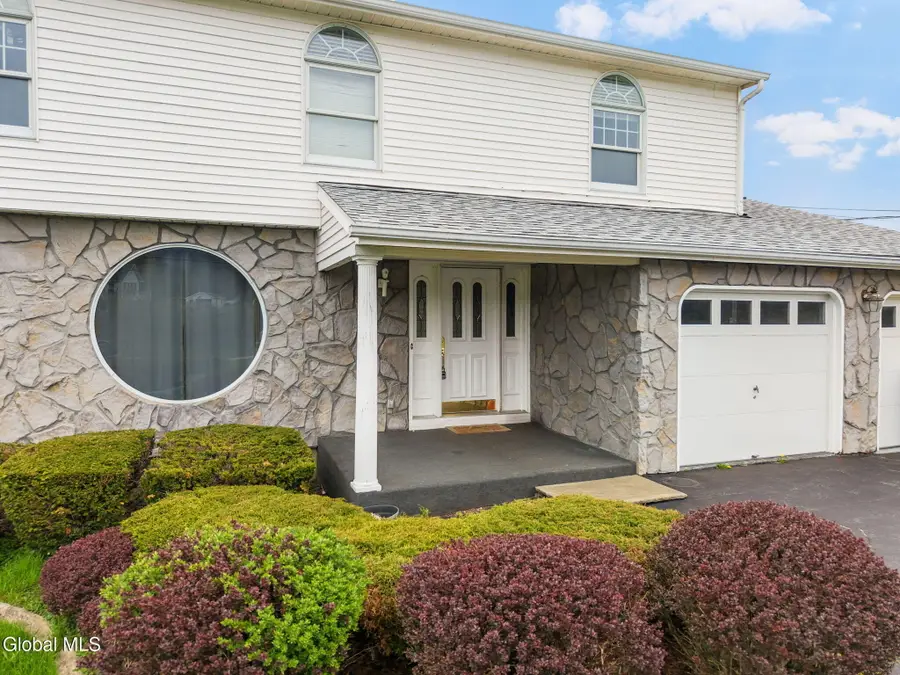754 Ny-30a, Central Bridge, NY 12035 - #2