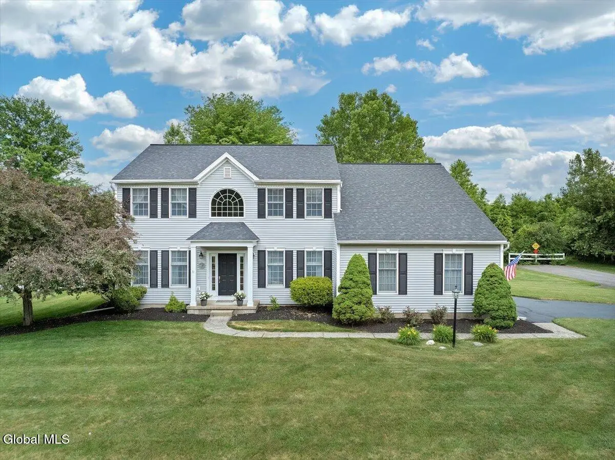 31 Ivywood Drive, Bethlehem, NY 12158 - #1
