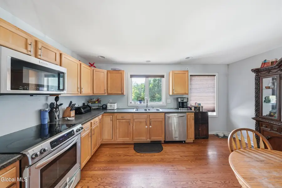 14 Booth Street, Colonie, NY 12205 - #3