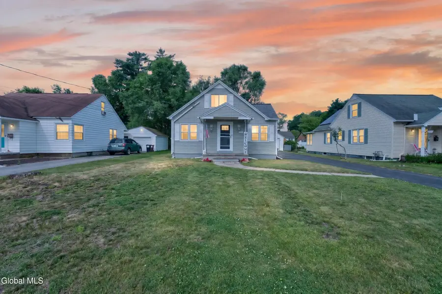 2015 Ferguson Street, Rotterdam, NY 12303 - #2