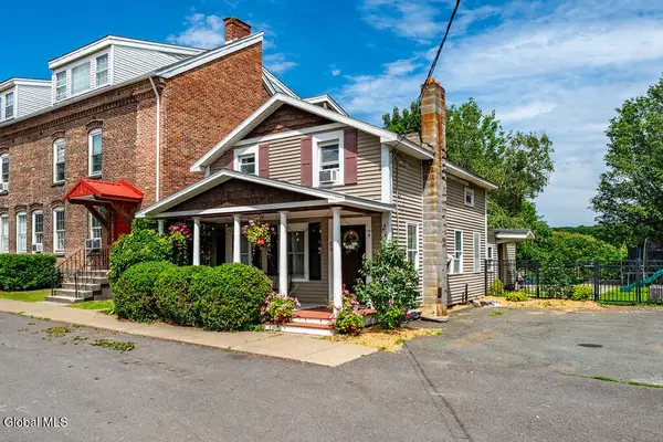 64 East Street, Schaghticoke, NY 12154