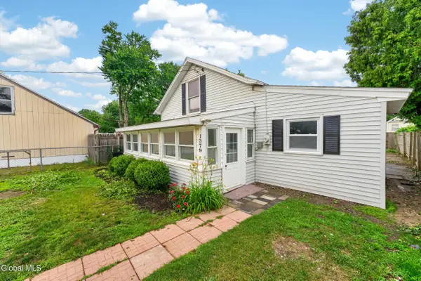 1379 Evergreen Avenue, Rotterdam, NY 12306