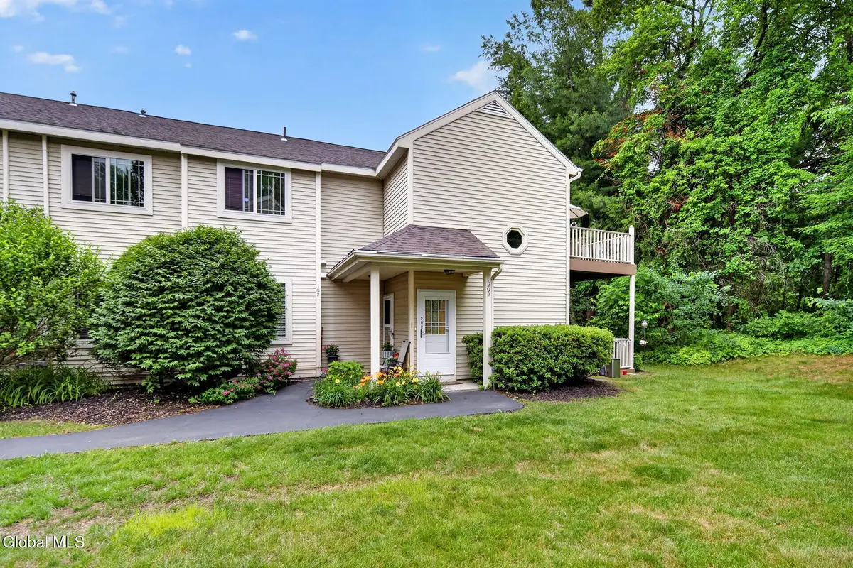 202 Burgoyne Drive #202, Halfmoon, NY 12065 - #1
