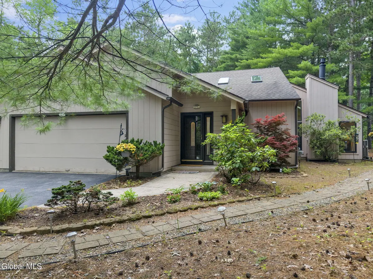 1 May Apple Way, Ballston Spa, NY 12020 - #1