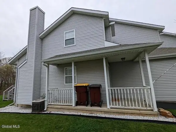 14 Brook Street, East Greenbush, NY 12144