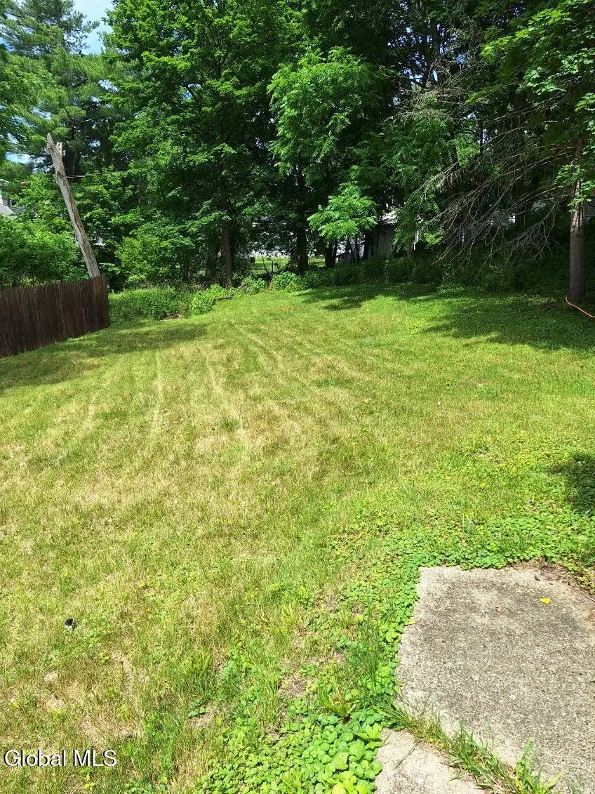 3 Billings Avenue, Troy, NY 12180 - #3