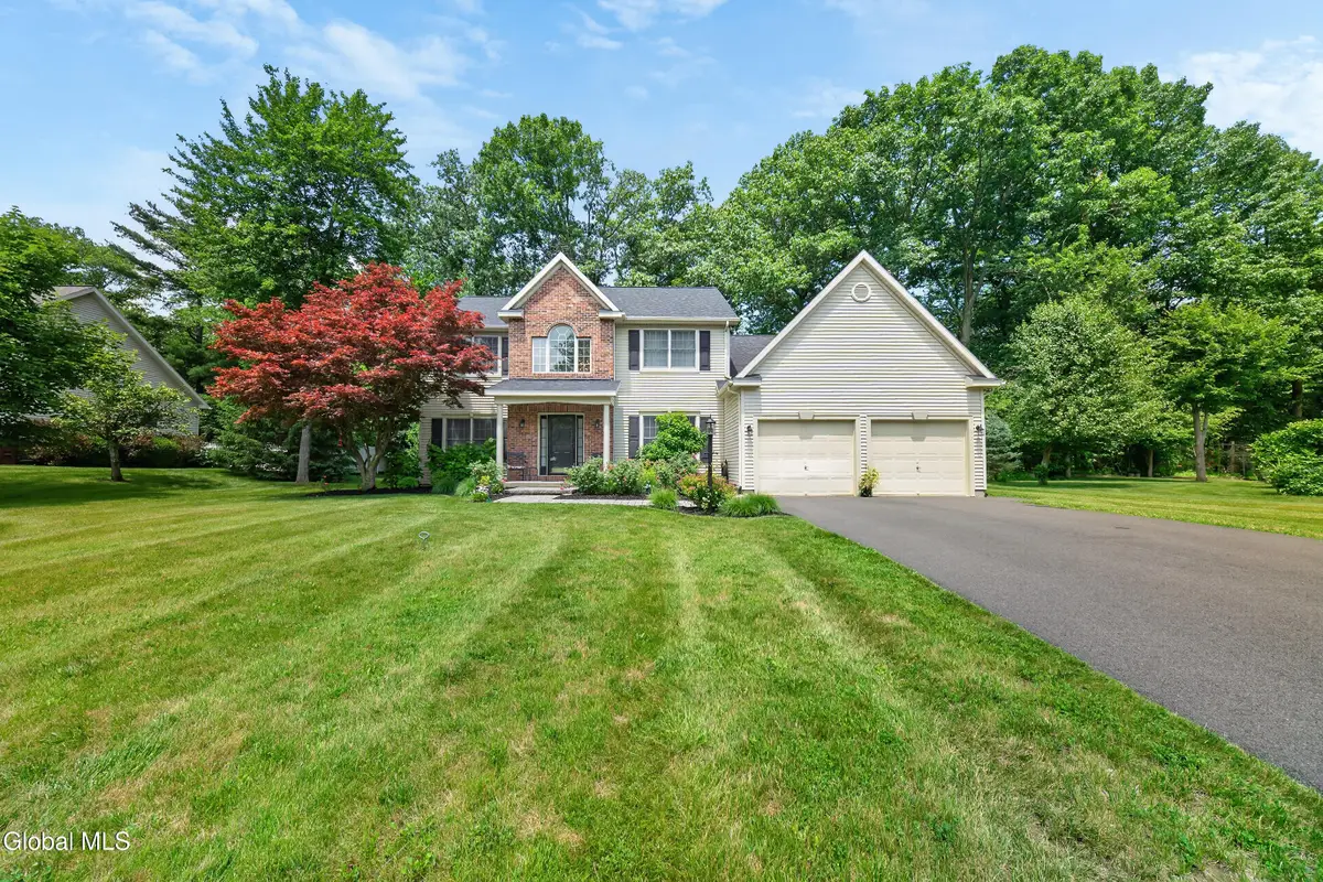 26 Hedgerose Lane, Bethlehem, NY 12054 - #1