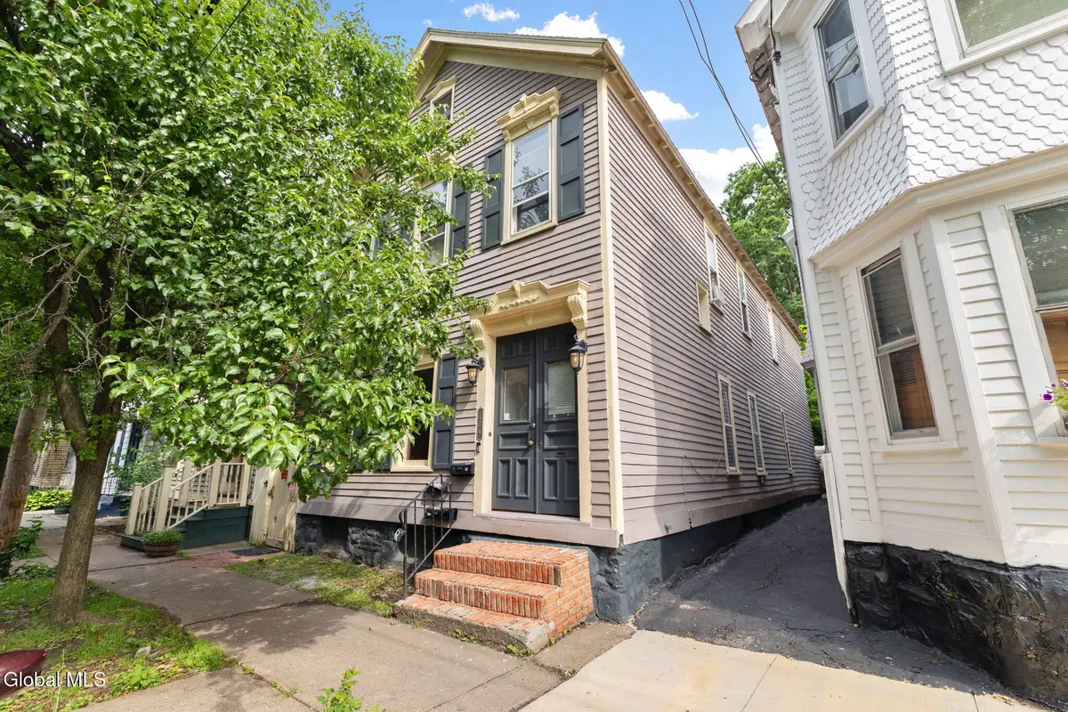 134 Front Street, Schenectady, NY 12305 - #1