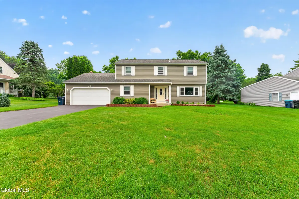 4 Homestead Road, Glenville, NY 12302 - #1