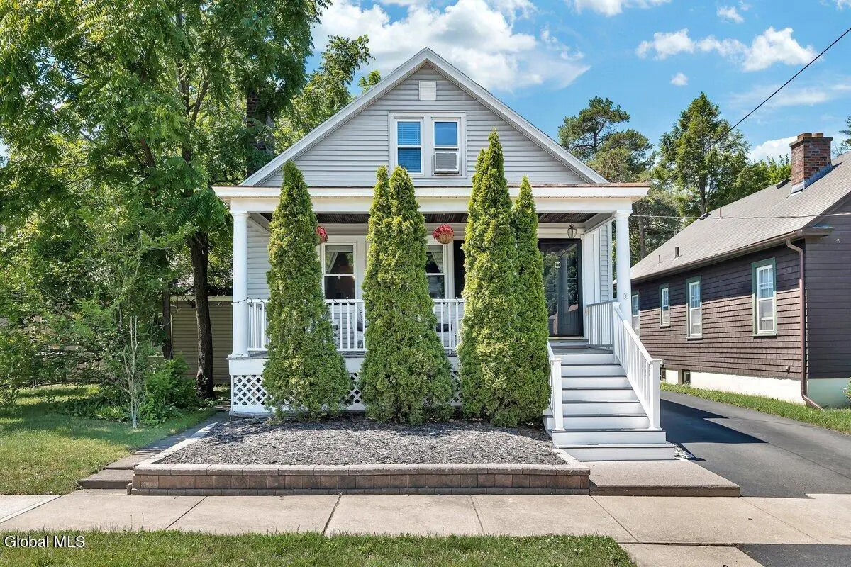942 Myrtle Avenue, Albany, NY 12208 - #1