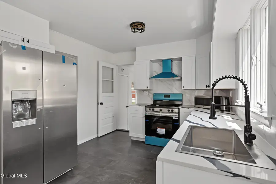 335 Hampton Avenue, Hampton Manor, NY 12144 - #3