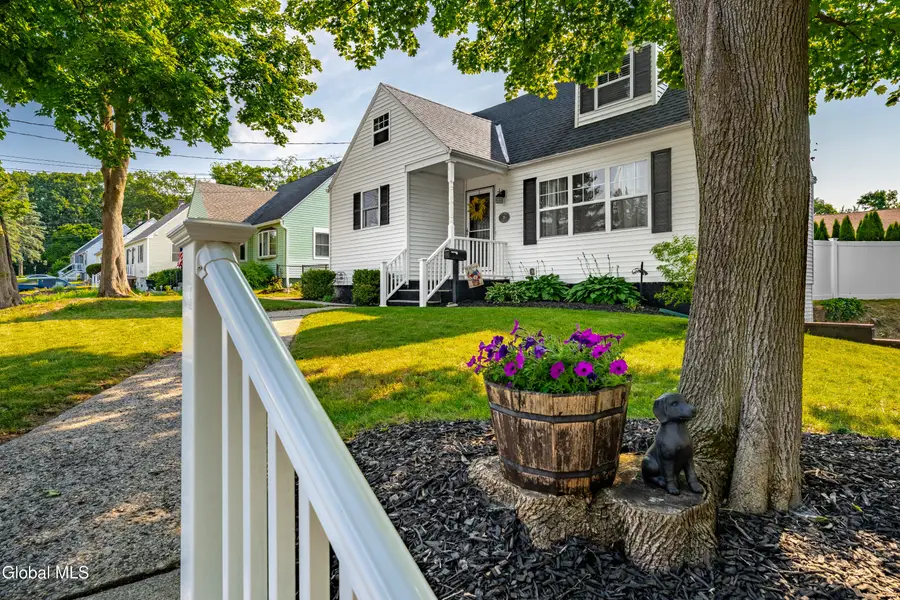 35 Vista Avenue, Latham, NY 12110 - #3