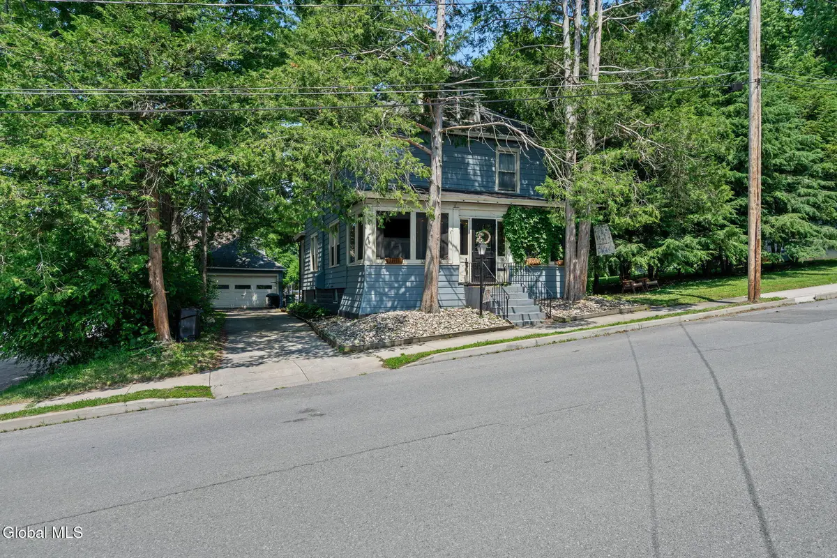 36 Henrietta Street, Amsterdam, NY 12010 - #1
