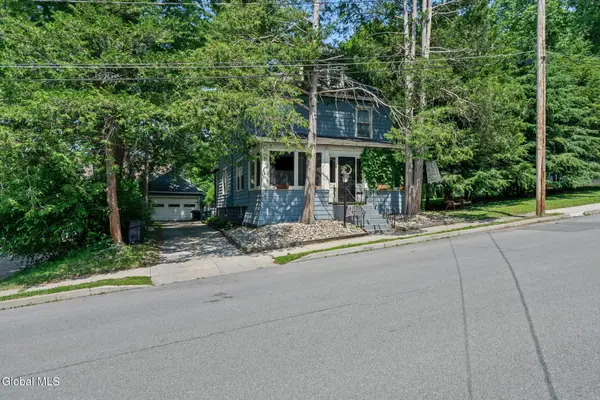 36 Henrietta Street, Amsterdam, NY 12010