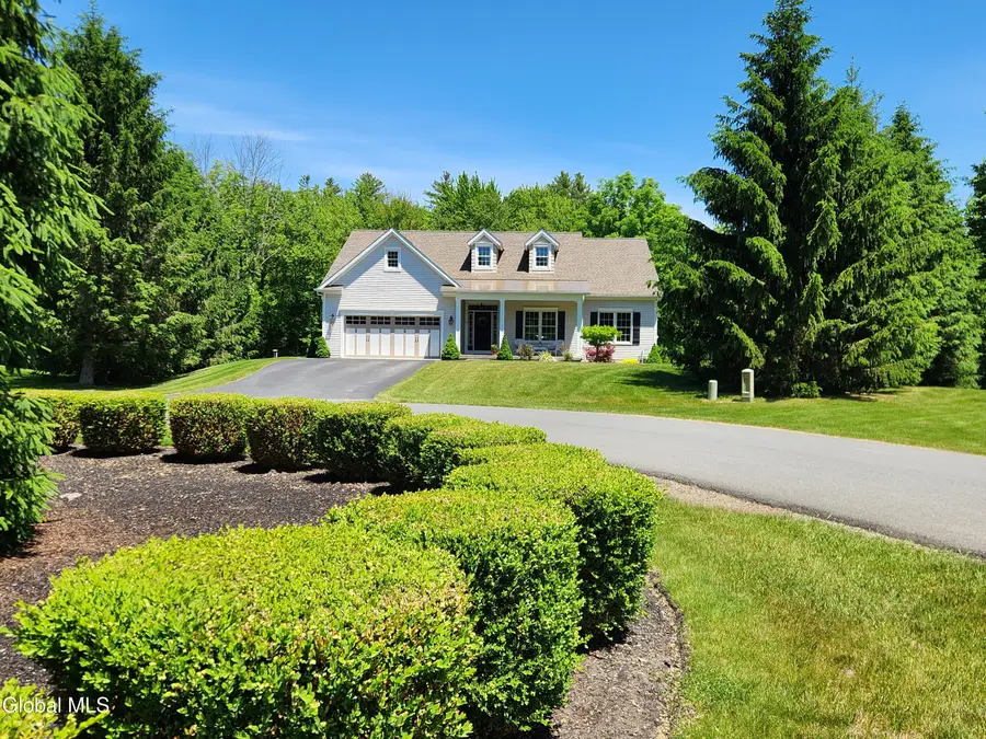 14 Westfall Court, Averill Park, NY 12018 - #2