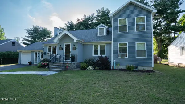 26 Glenwood Street, Guilderland, NY 12203