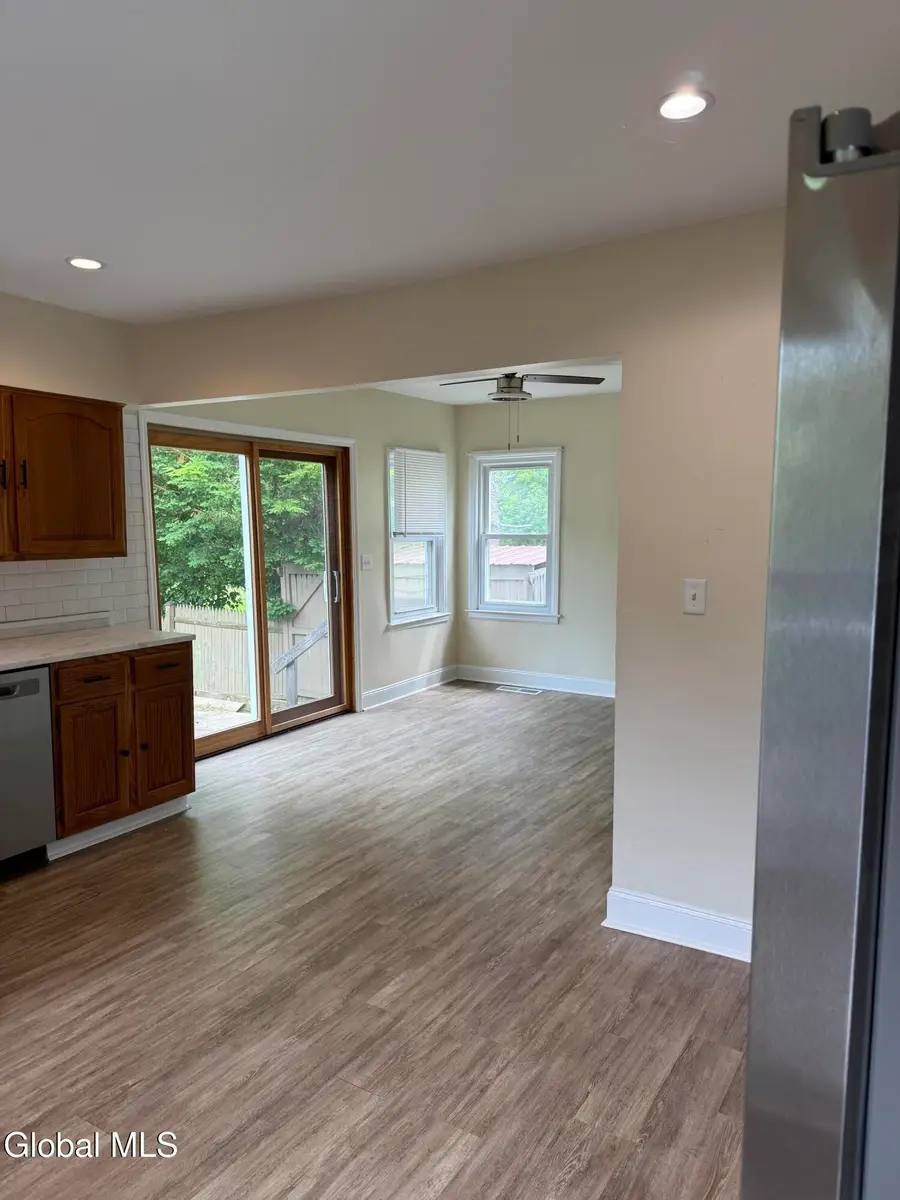 47 Lishakill Road, Colonie, NY 12205 - #3