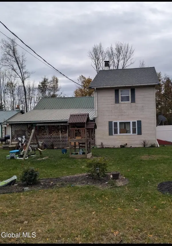 38 Clarence Oliver Lane, Willsboro, NY 12996