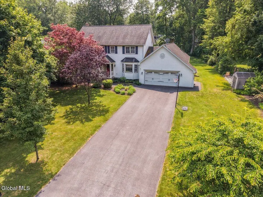 3 Cindy Lane, Halfmoon, NY 12065 - #3