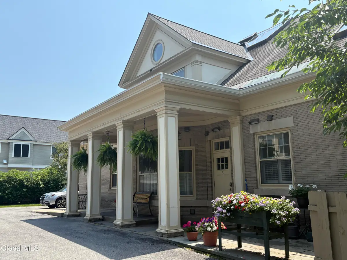 130 Regent Street #Unit 1, Saratoga Springs, NY 12866 - #1