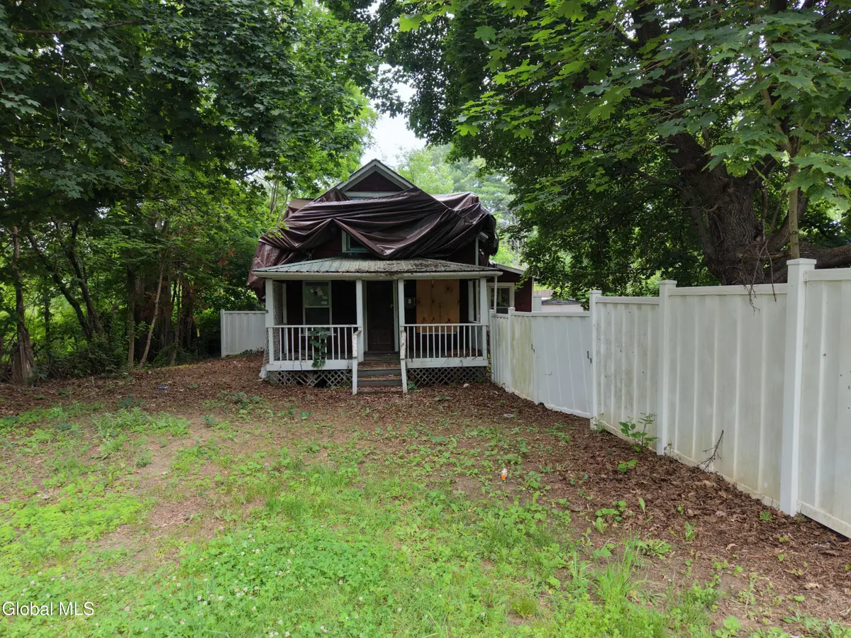 195 Lakeview Avenue, Port Henry, NY 12974 - #1