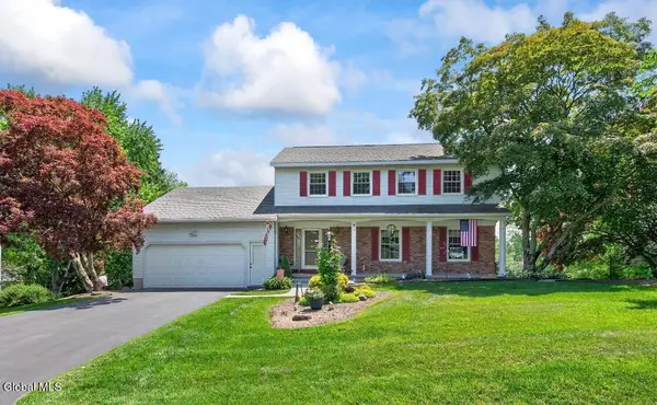 9 Mountainwood Drive, Glenville, NY 12302