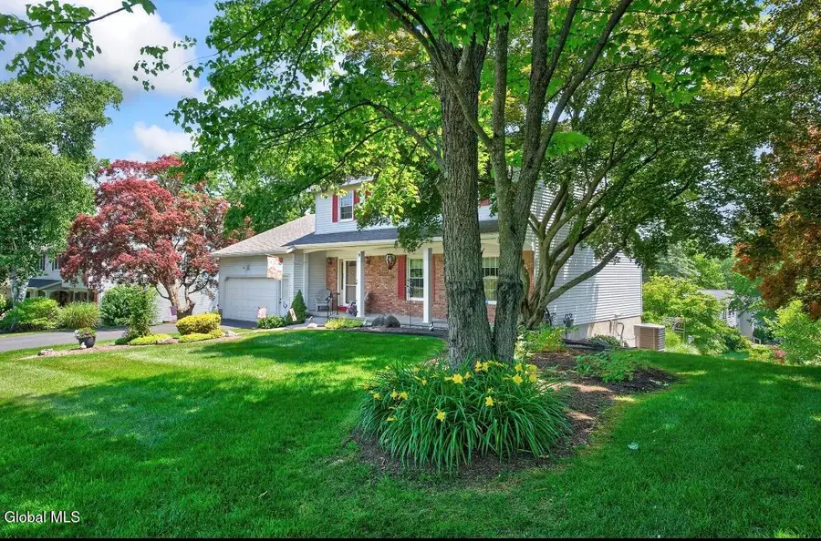 9 Mountainwood Drive, Glenville, NY 12302 - #2