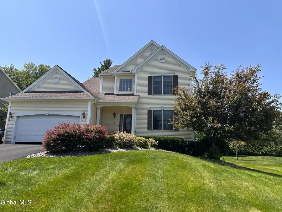 22 Fairview Lane, Halfmoon, NY 12118 - #3