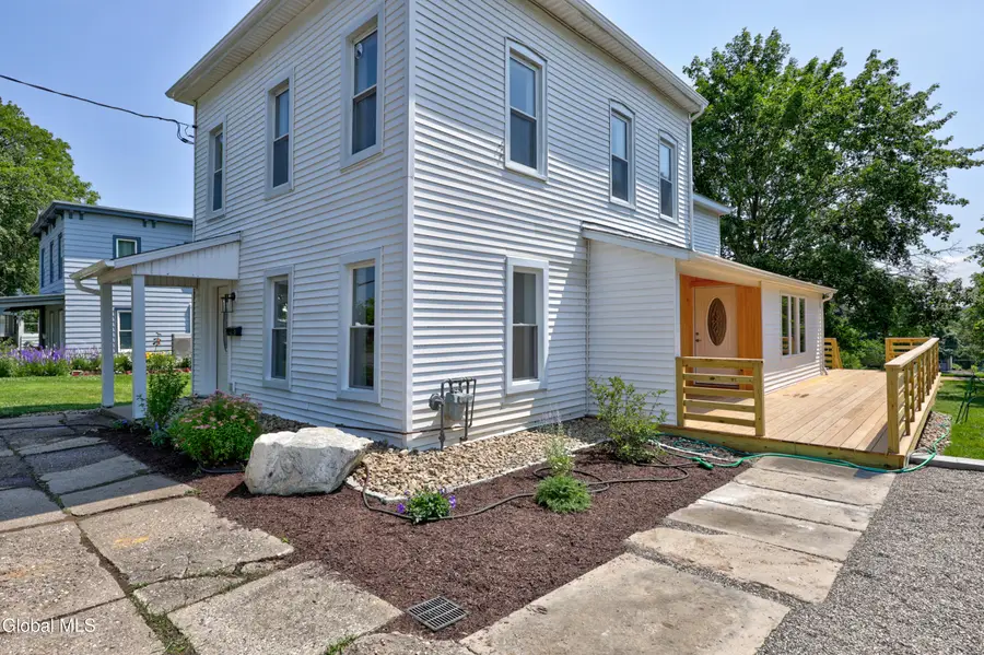 18 Chestnut Street, Saratoga, NY 12871 - #2