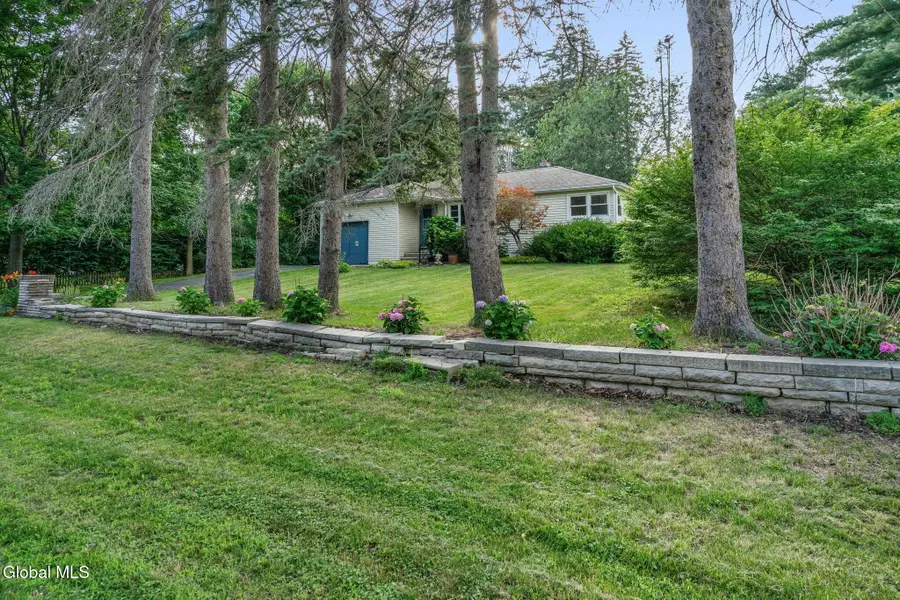 54 E Hite Court, Guilderland, NY 12303 - #2